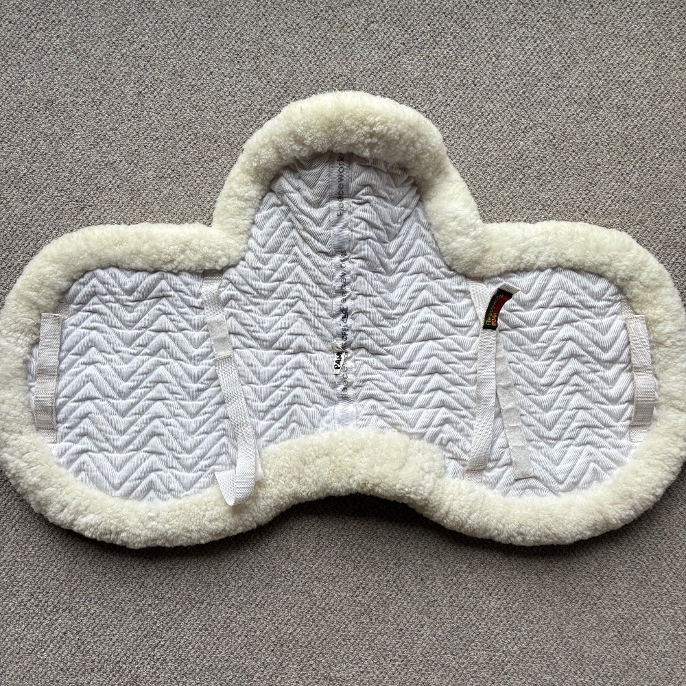 Fleeceworks full sheepskin saddle pad